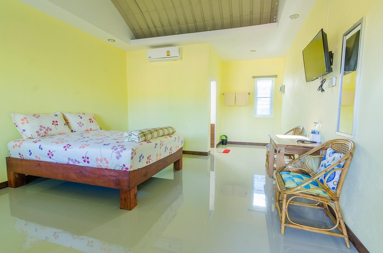 Ariya Garden Home Chumphon Bagian luar foto